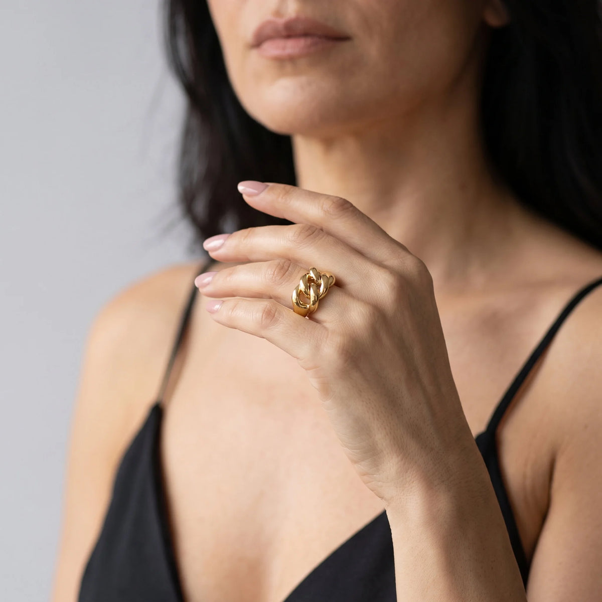 Ring with Curb Chain Detail