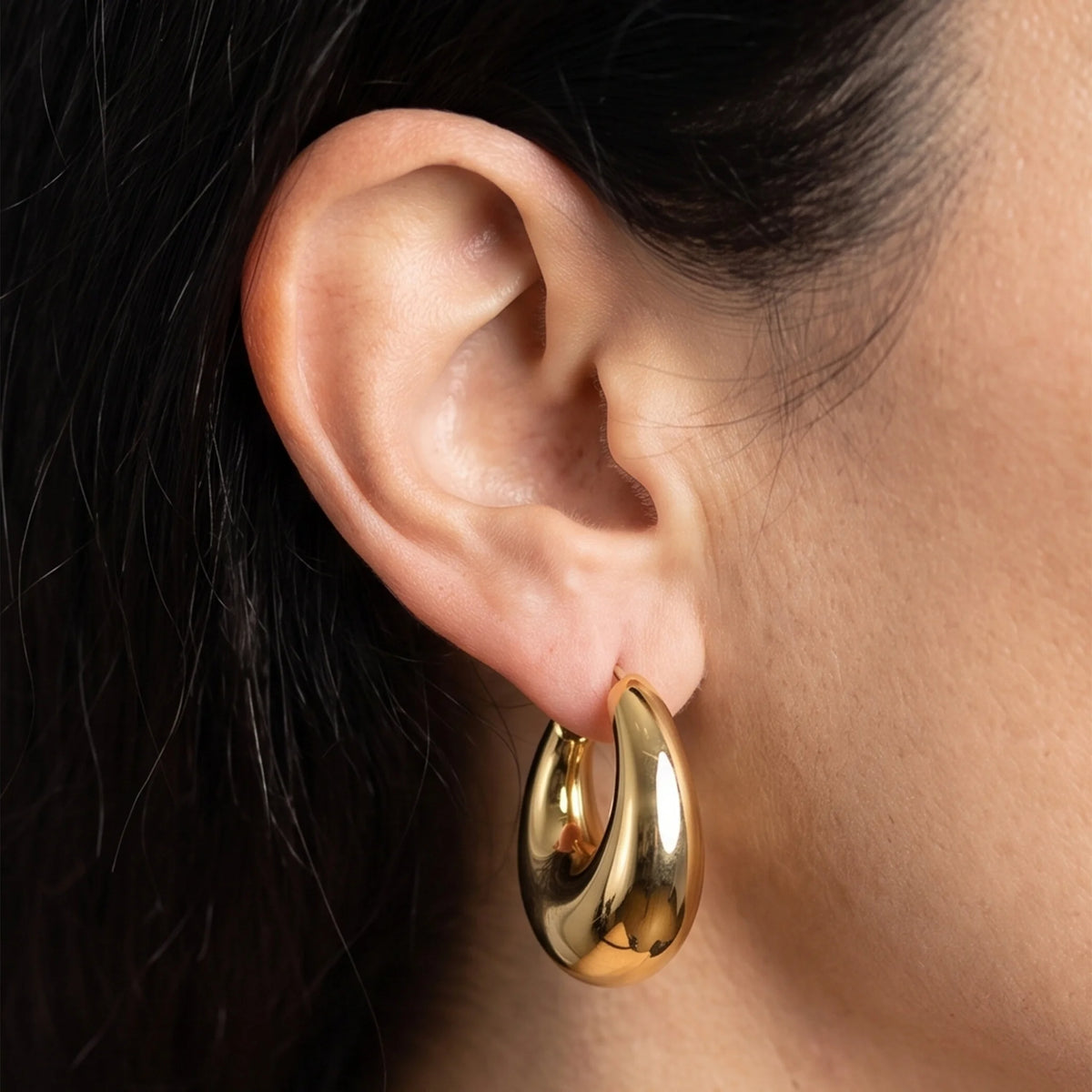 Polished Graduated Hoop Earrings